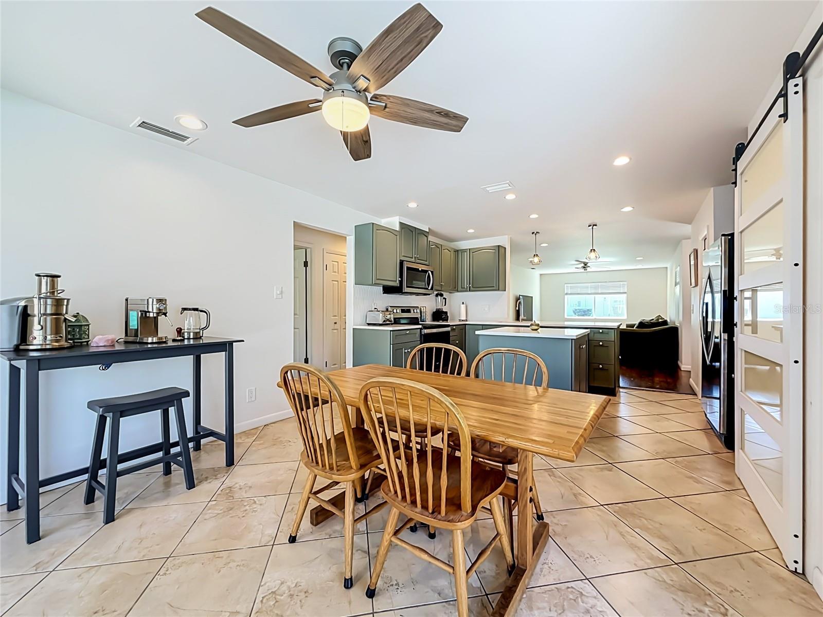 1852 SOURWOOD BLVD — photo 16