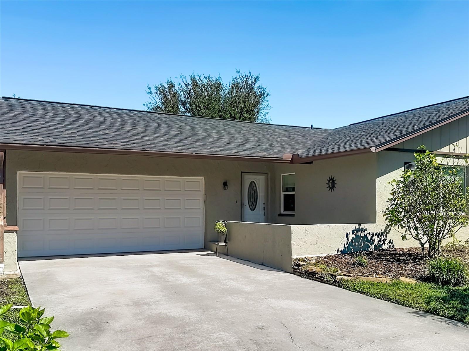 1852 SOURWOOD BLVD — photo 3