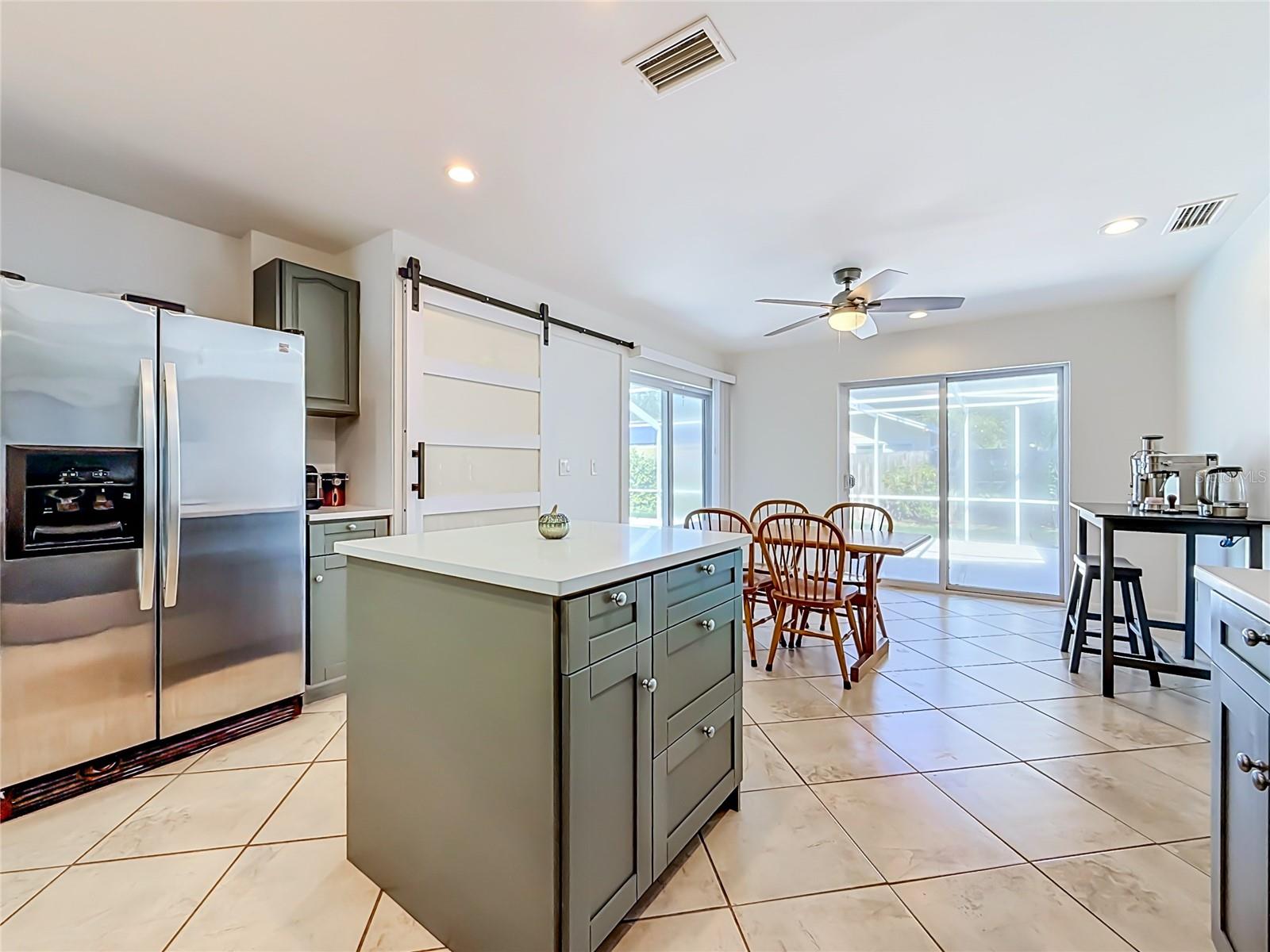1852 SOURWOOD BLVD — photo 13