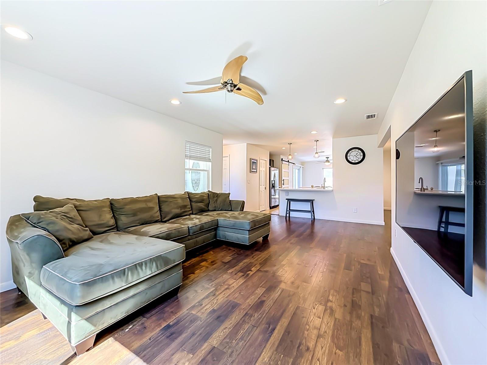 1852 SOURWOOD BLVD — photo 5