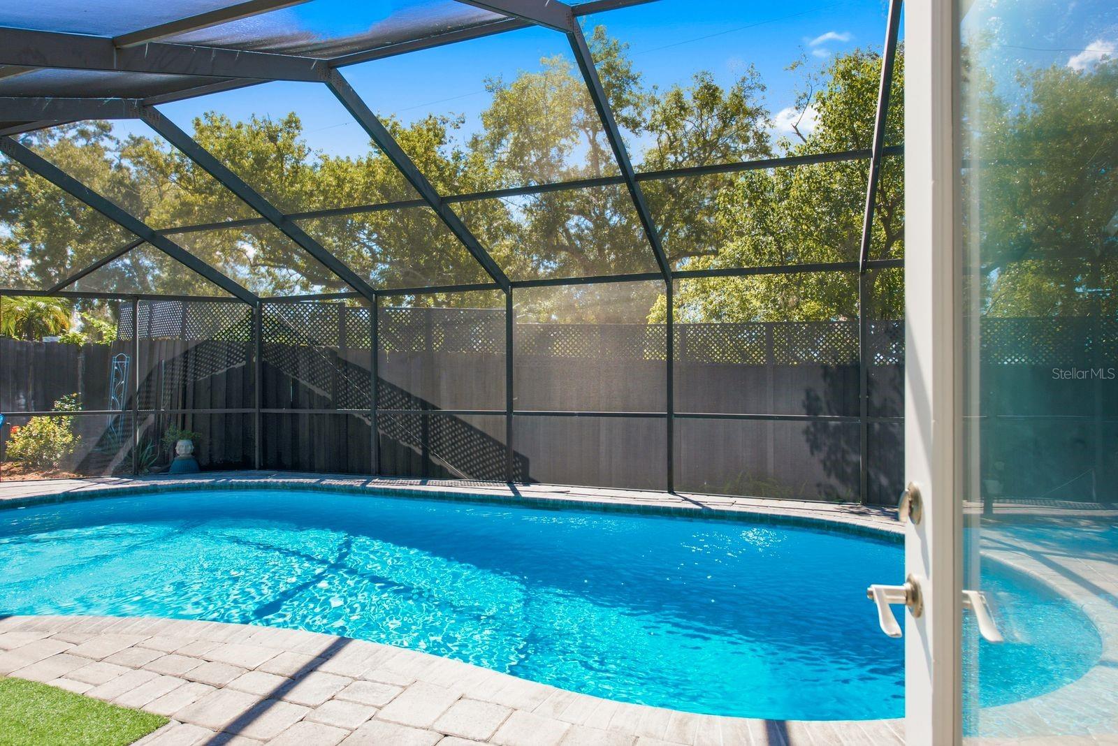 726 CRYSTAL DR — photo 34