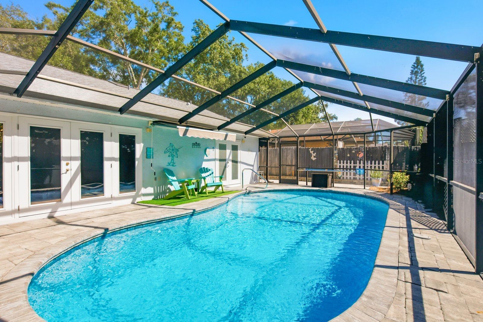 726 CRYSTAL DR — photo 33