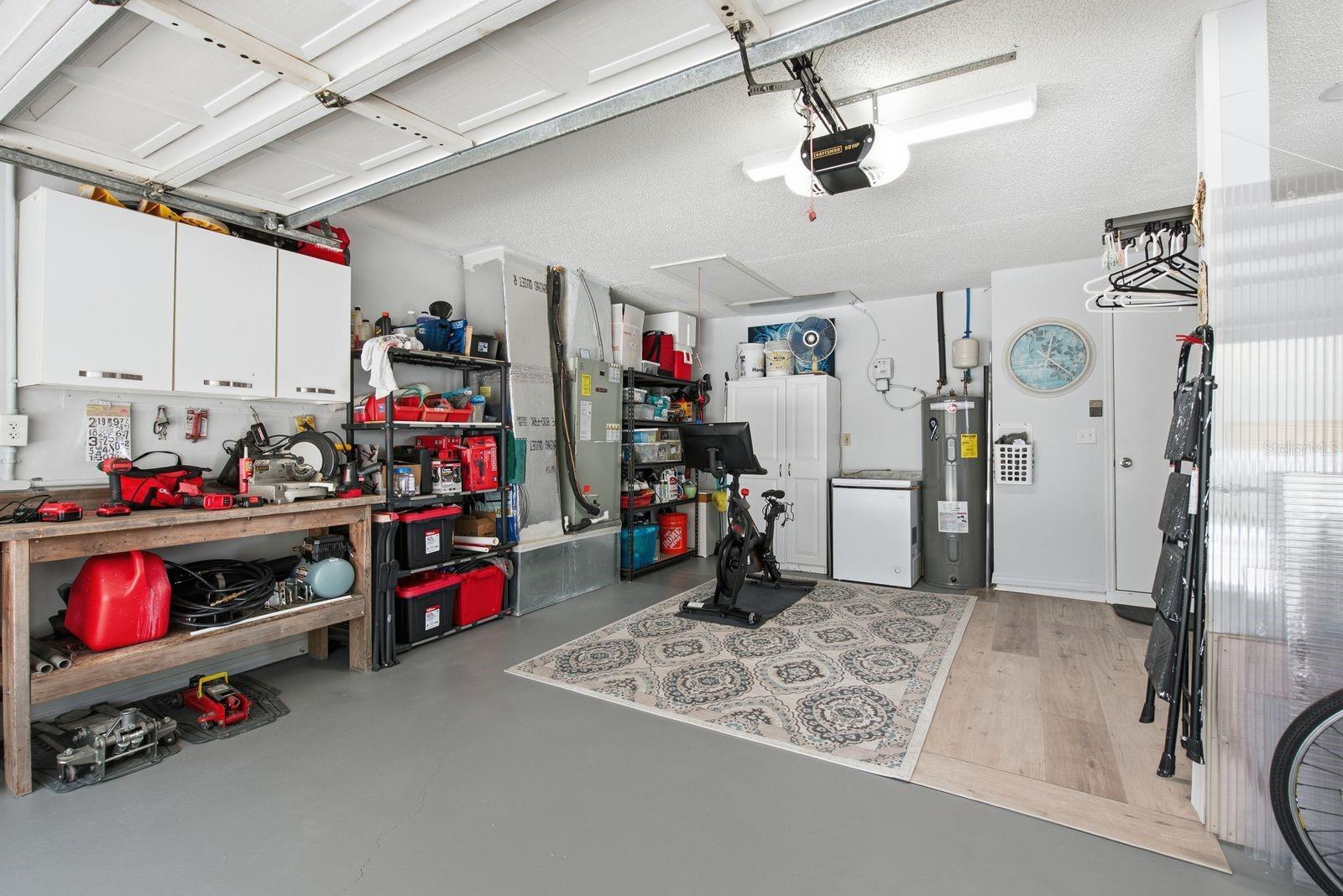 726 CRYSTAL DR — photo 40