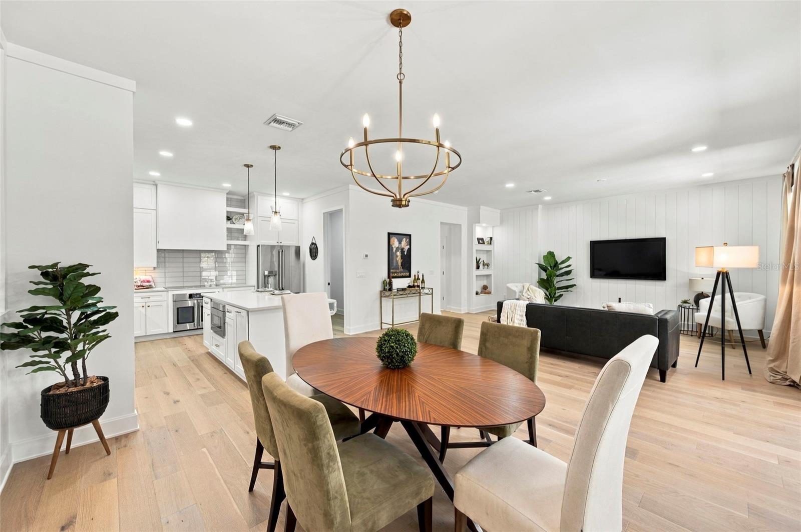 460 GILMAN PL N — photo 11