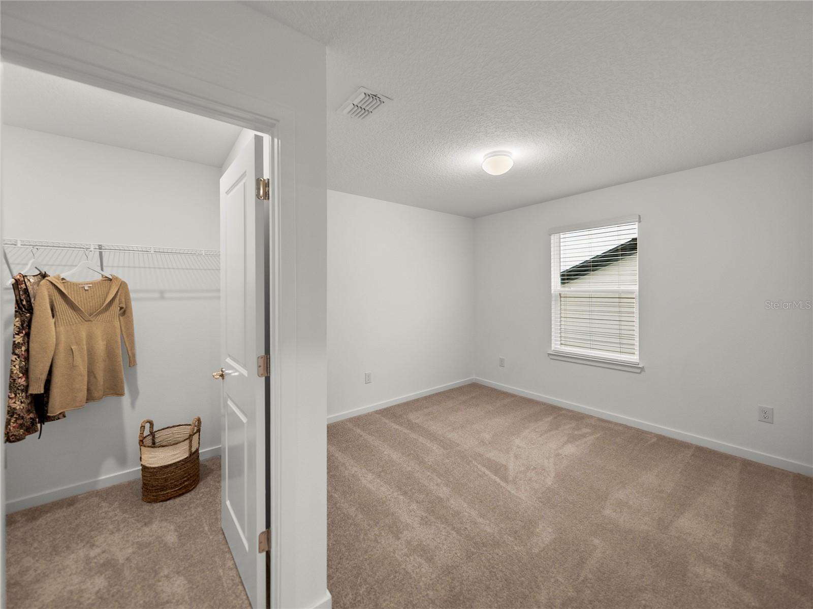 1076 KISTNA DR — photo 47