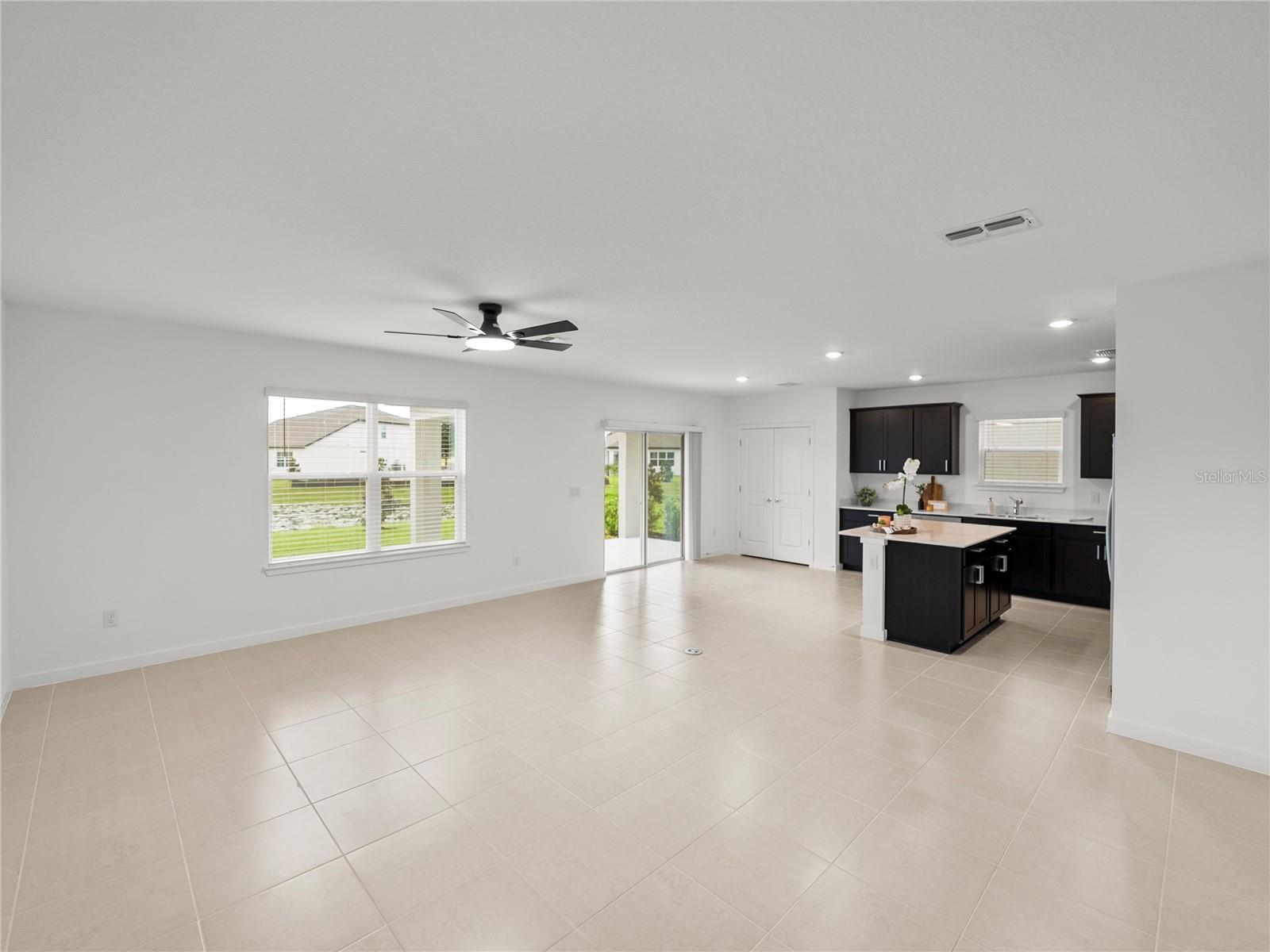 1076 KISTNA DR — photo 8