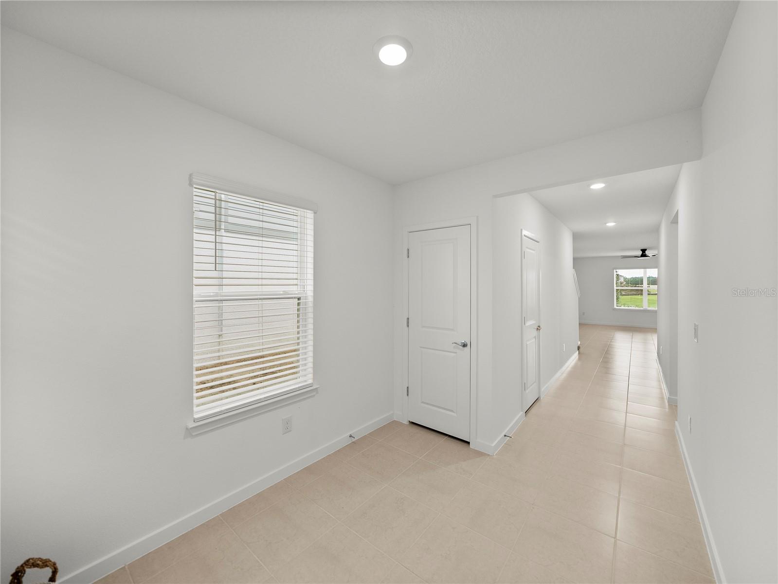 1076 KISTNA DR — photo 20