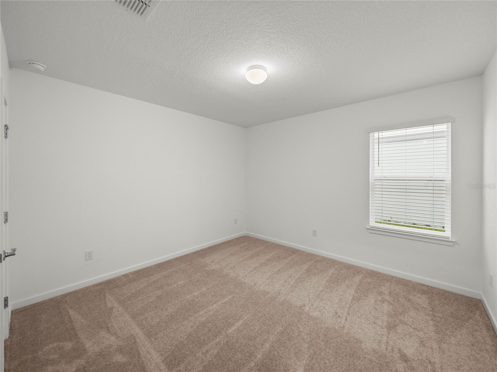 1076 KISTNA DR — photo 23