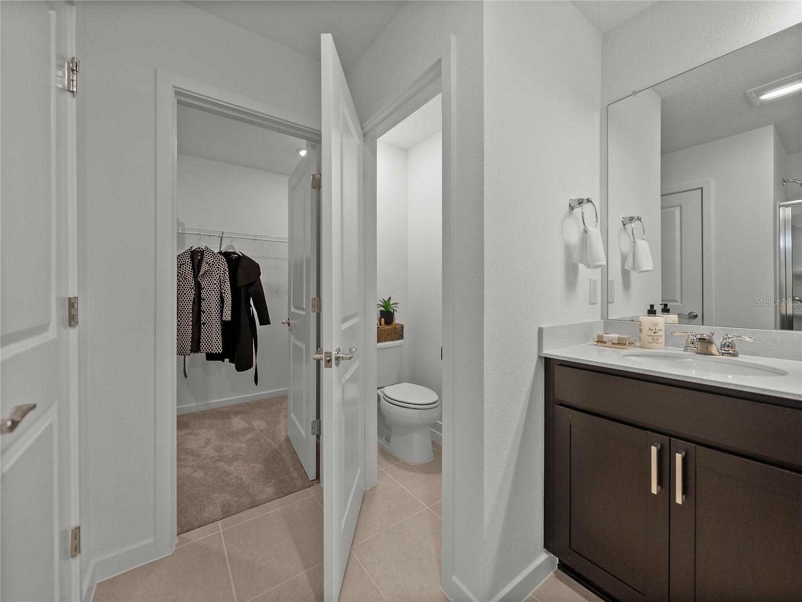 1076 KISTNA DR — photo 36