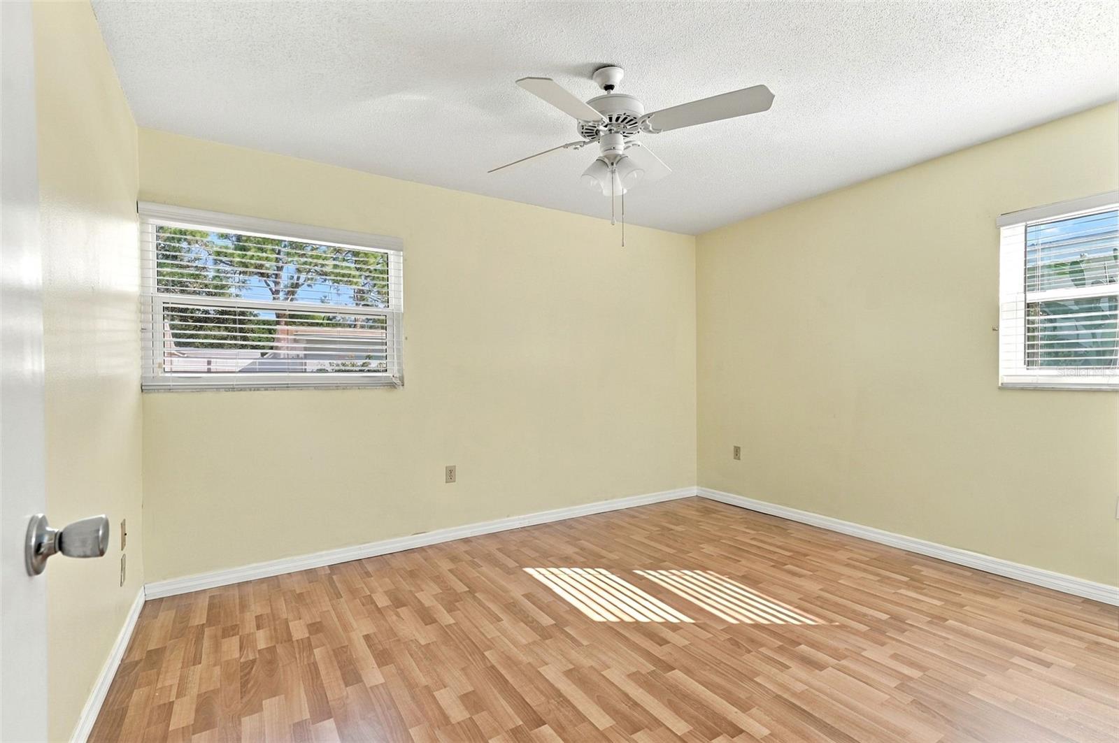 6272 GREEN VIEW CIR #114 — photo 26