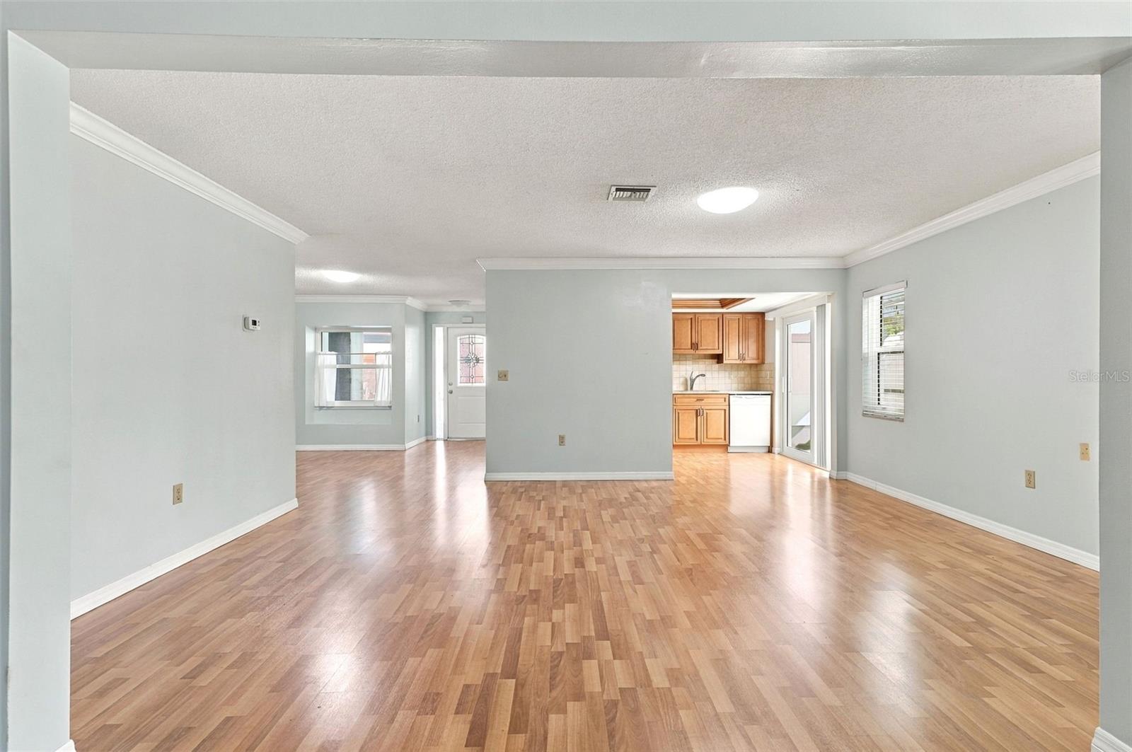 6272 GREEN VIEW CIR #114 — photo 14