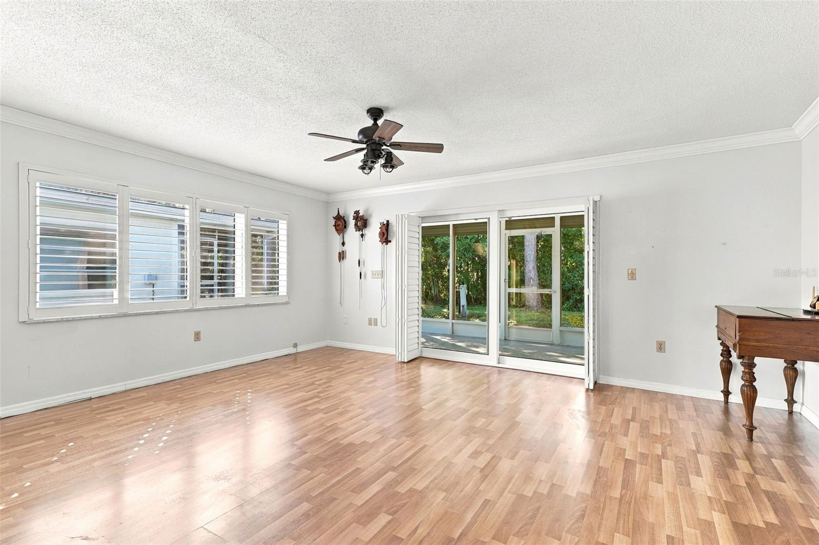 6272 GREEN VIEW CIR #114 — photo 19