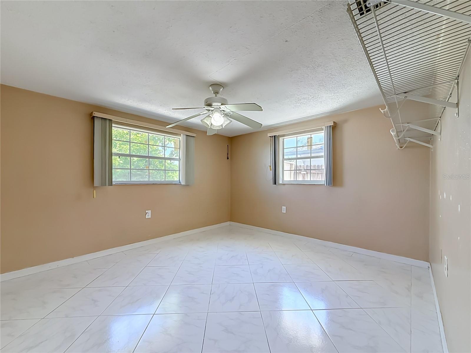 1153 CHANCELLOR DR — photo 26