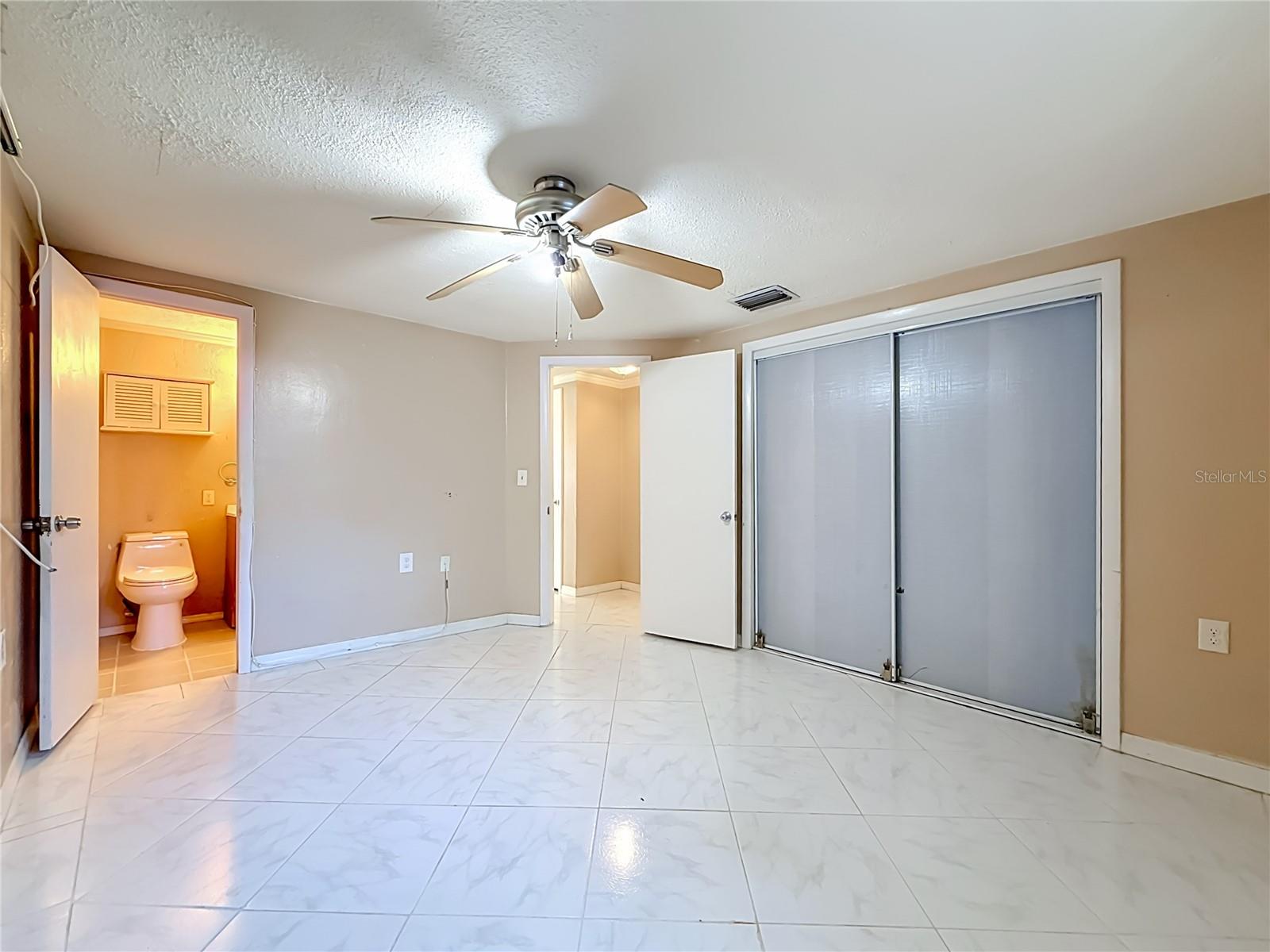 1153 CHANCELLOR DR — photo 39