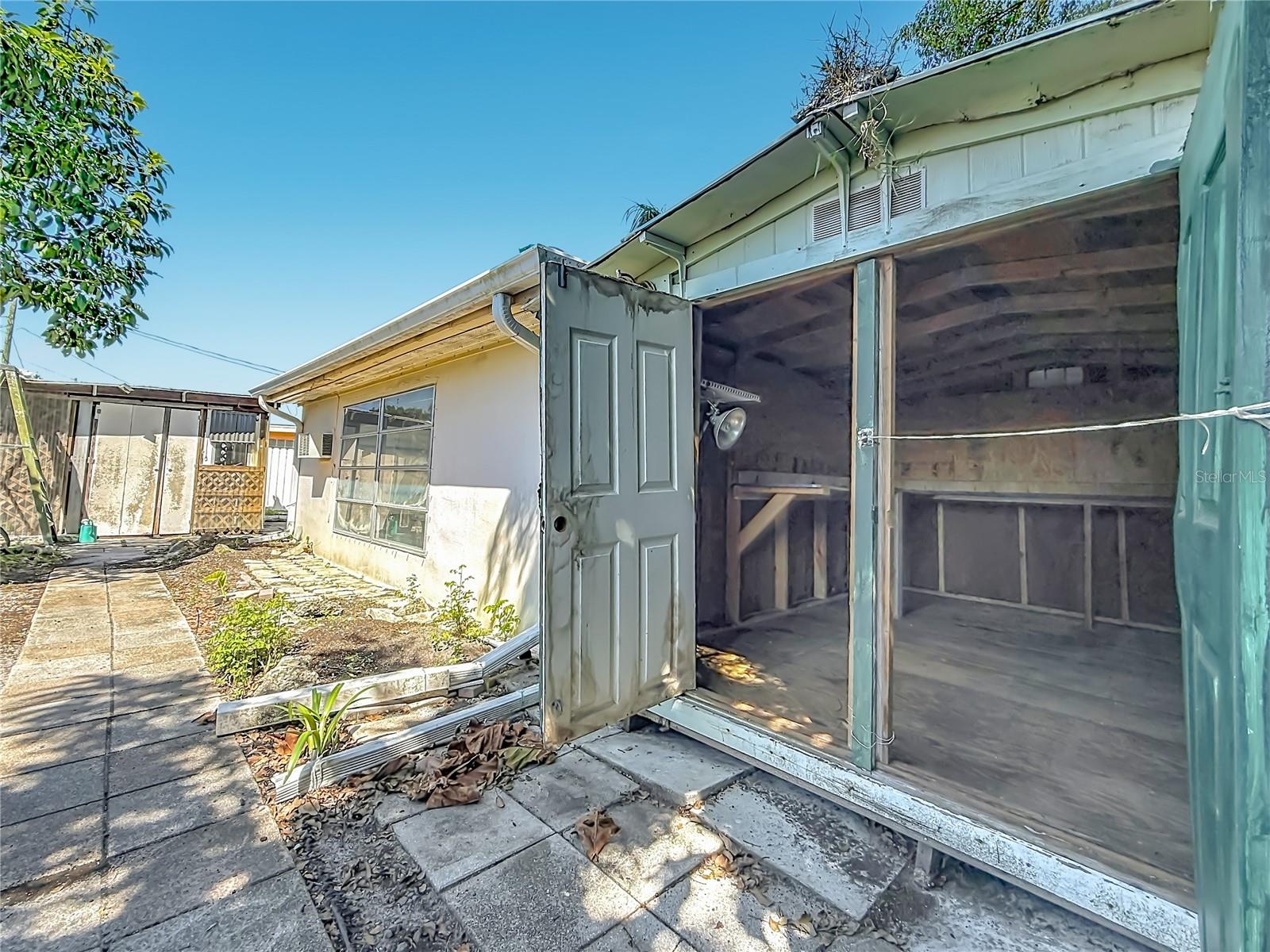 1153 CHANCELLOR DR — photo 57