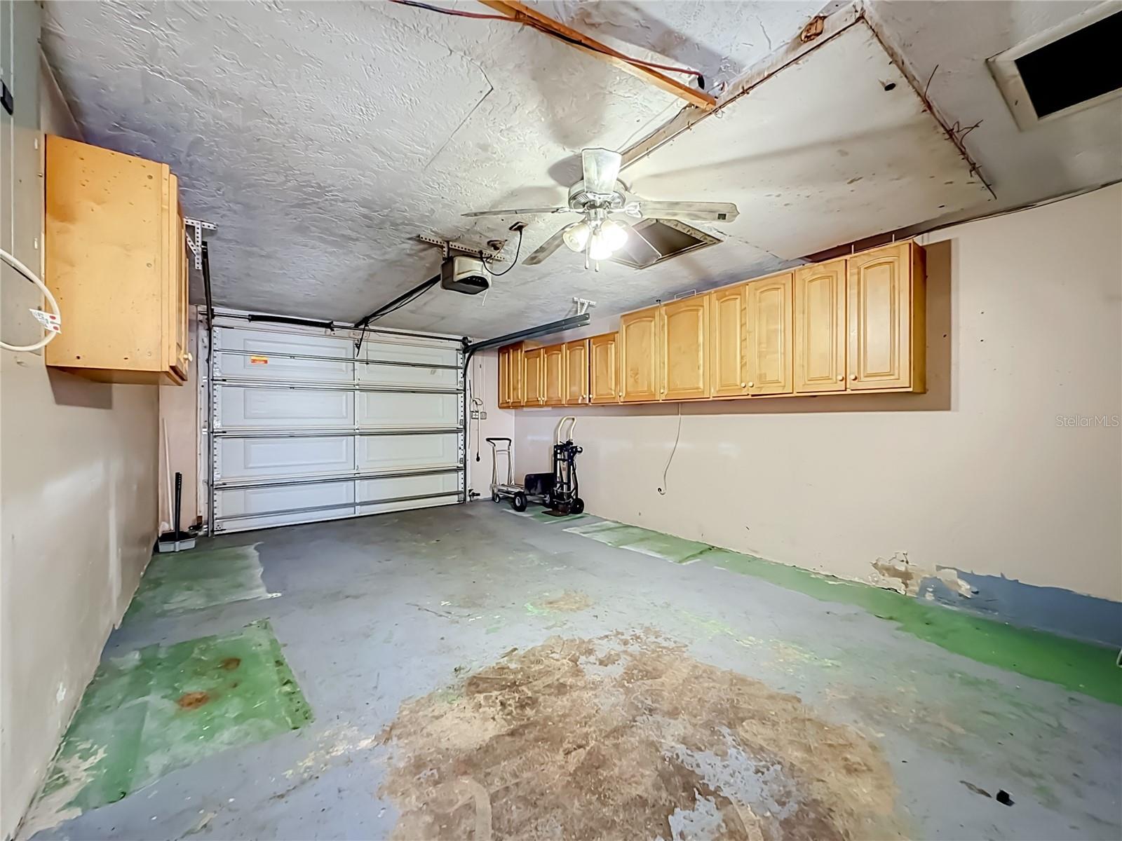 1153 CHANCELLOR DR — photo 45