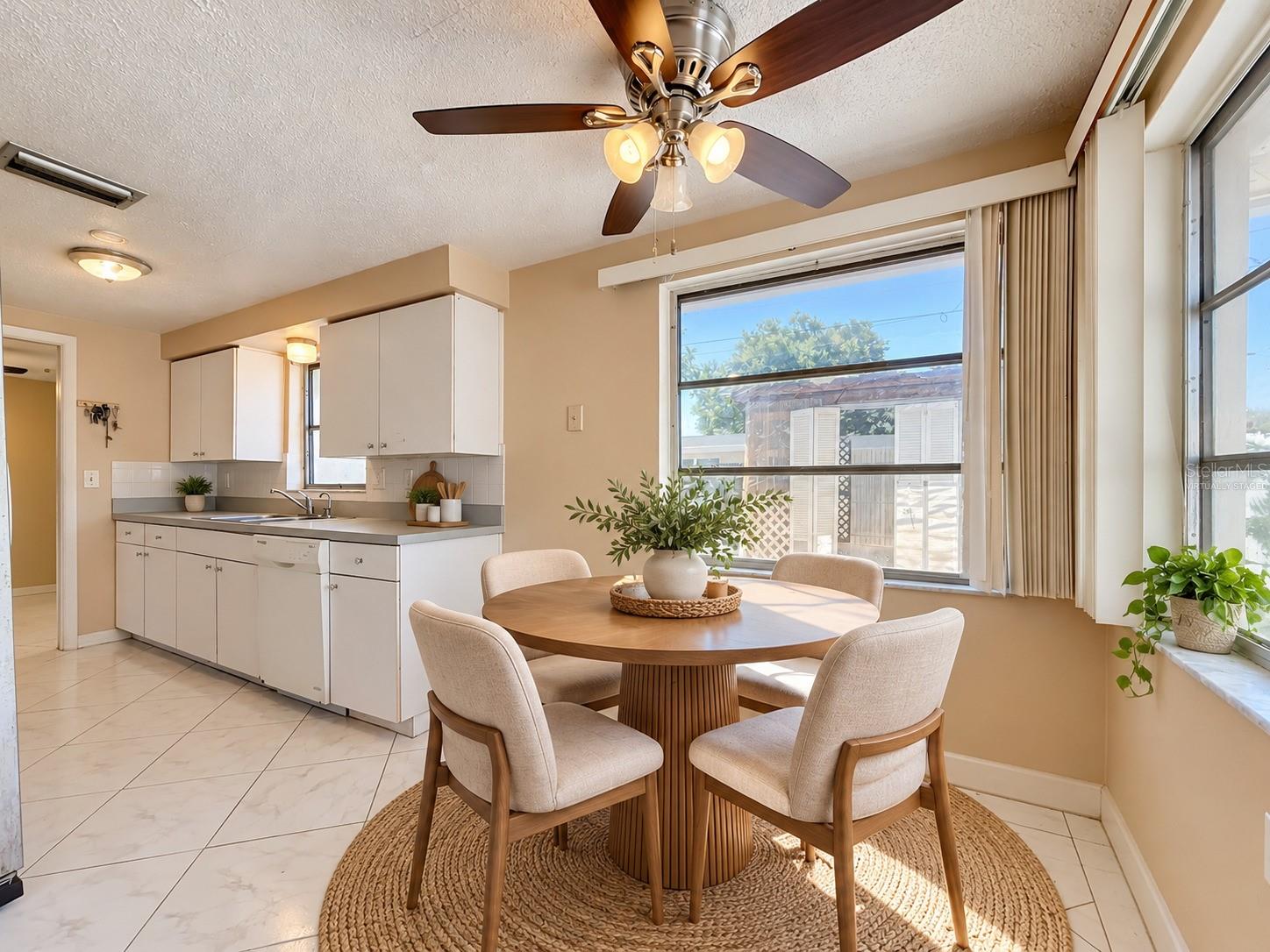 1153 CHANCELLOR DR — photo 11