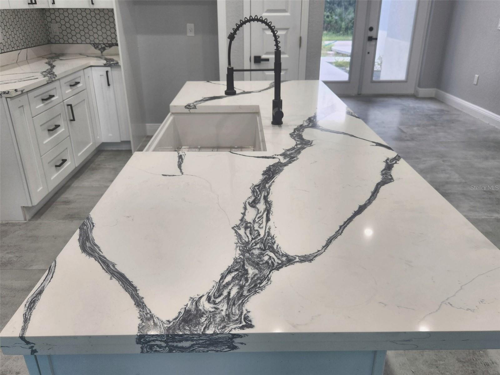 2484 PICKARD LN — photo 4