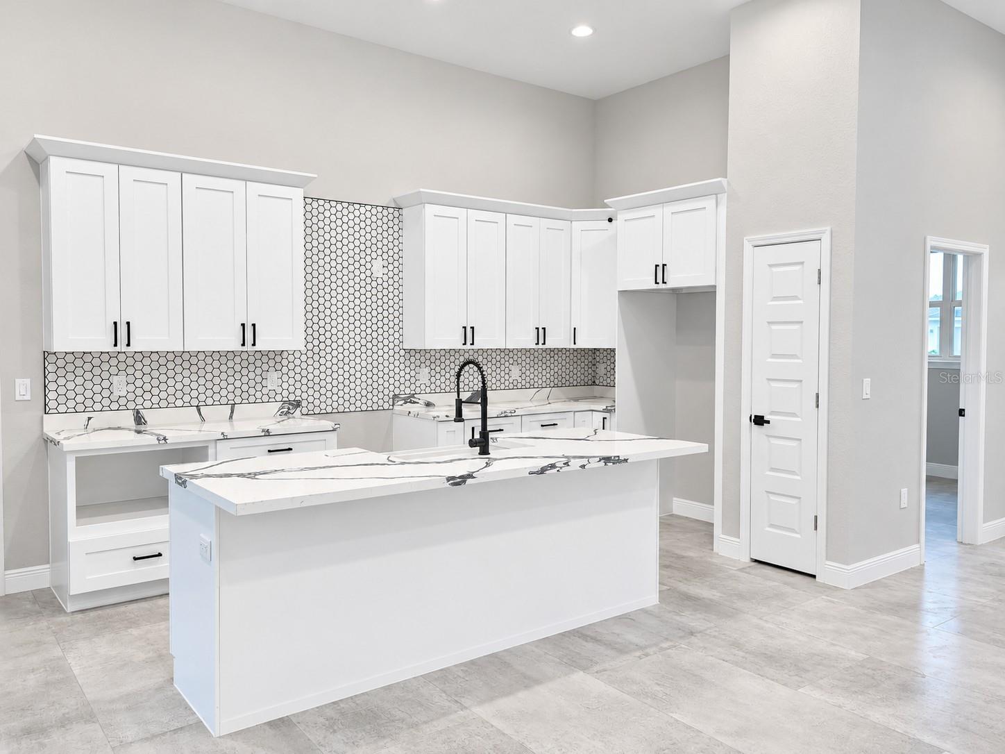 2484 PICKARD LN — photo 3