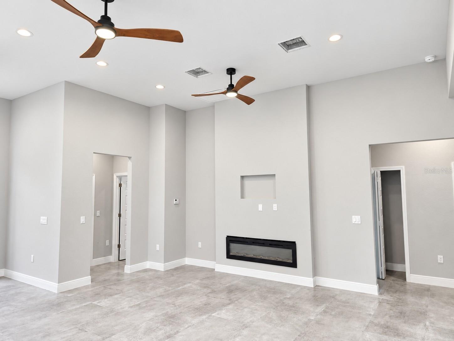 2484 PICKARD LN — photo 7