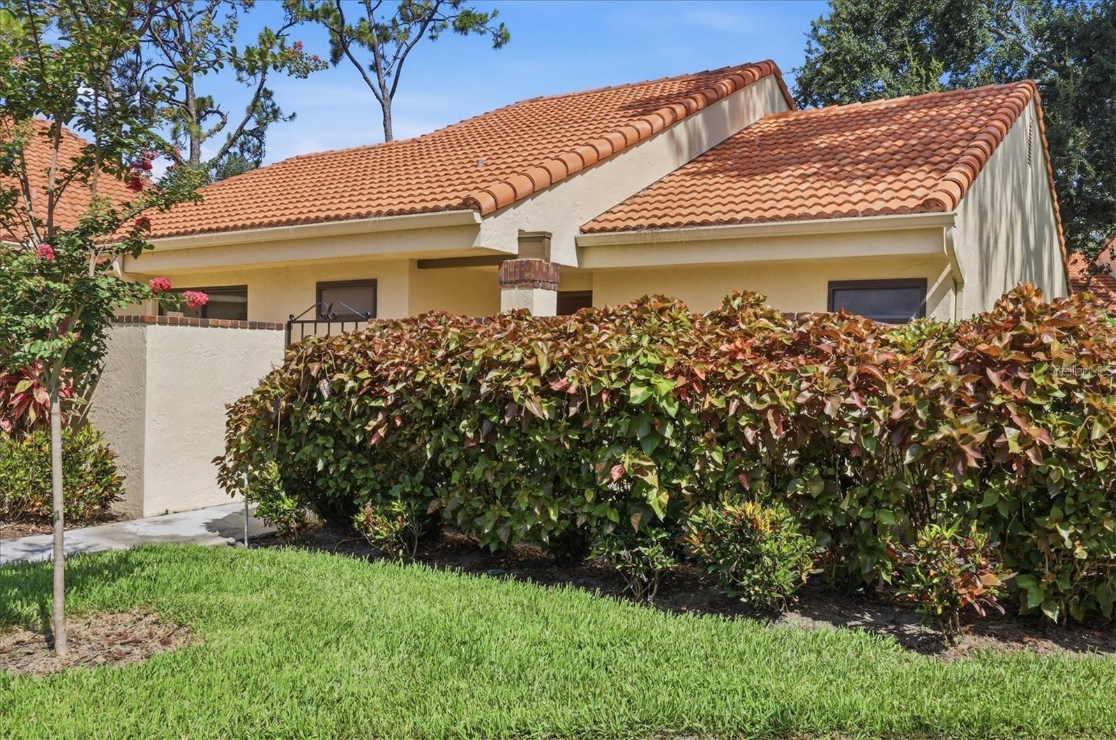 5387 HUNTINGWOOD CT #4 — photo 4