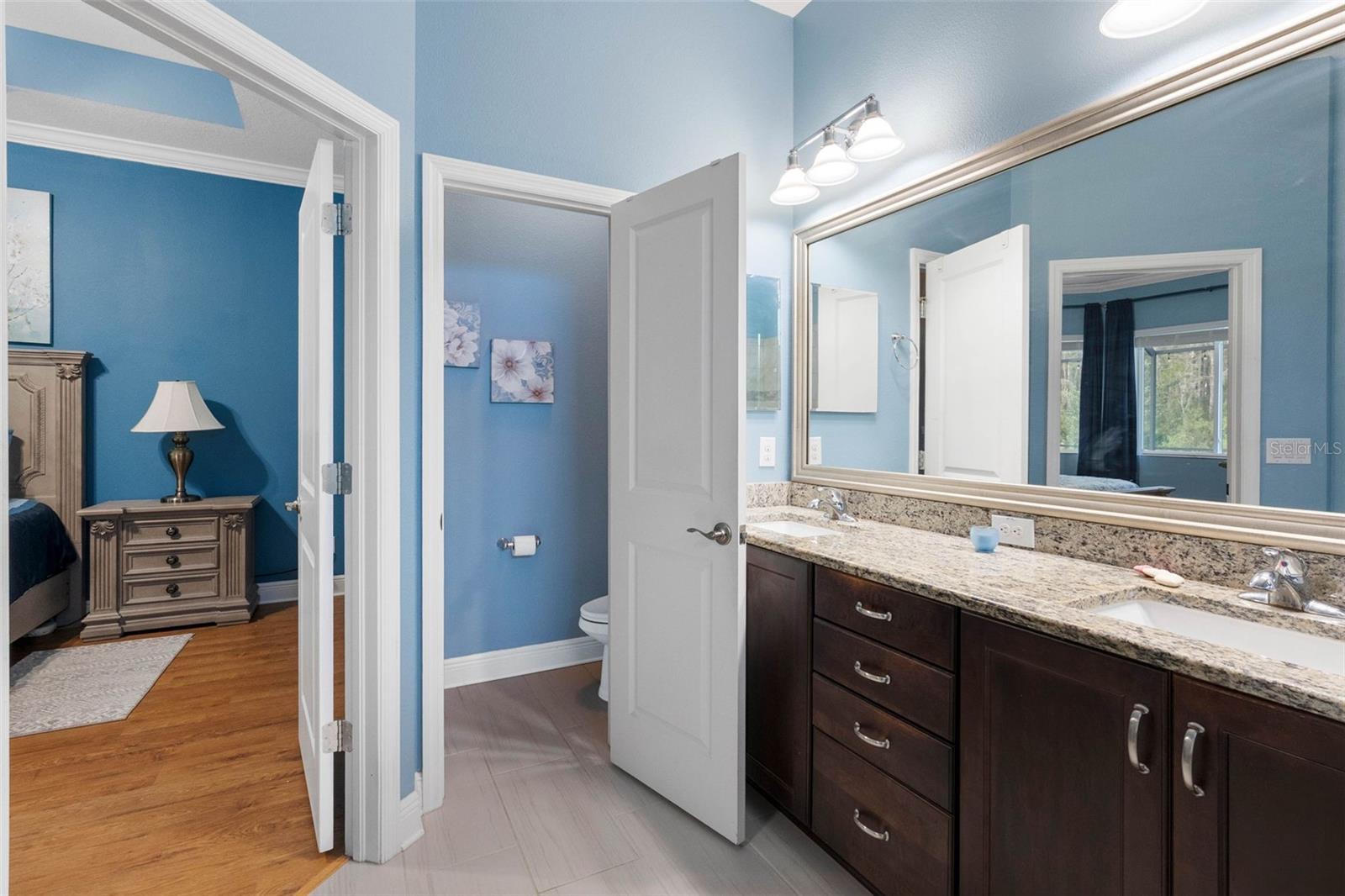2749 VERONA LN — photo 45