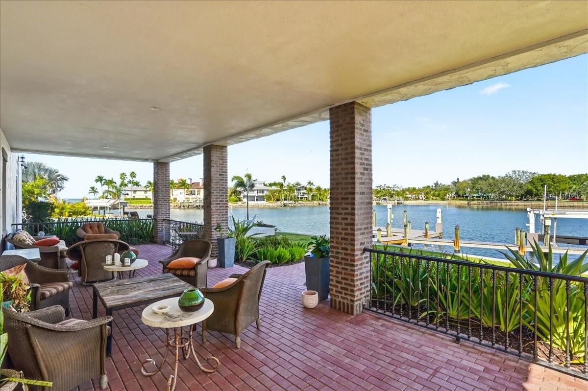 315 S SHORE DR — photo 50