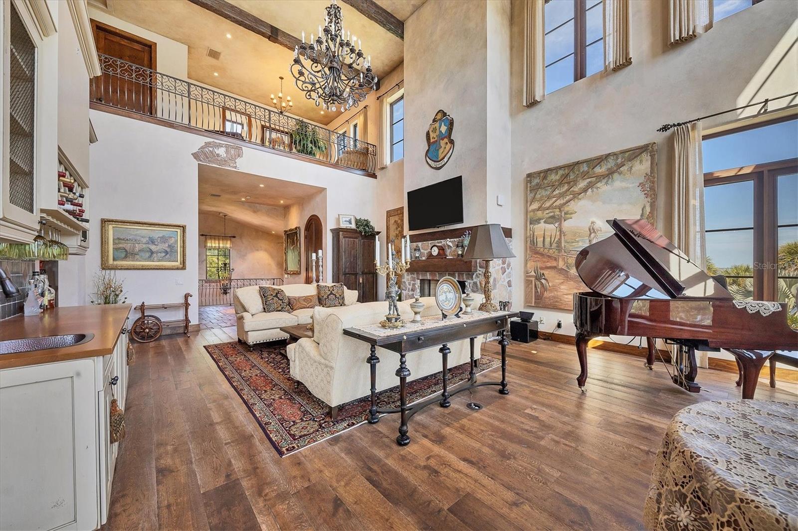 315 S SHORE DR — photo 15