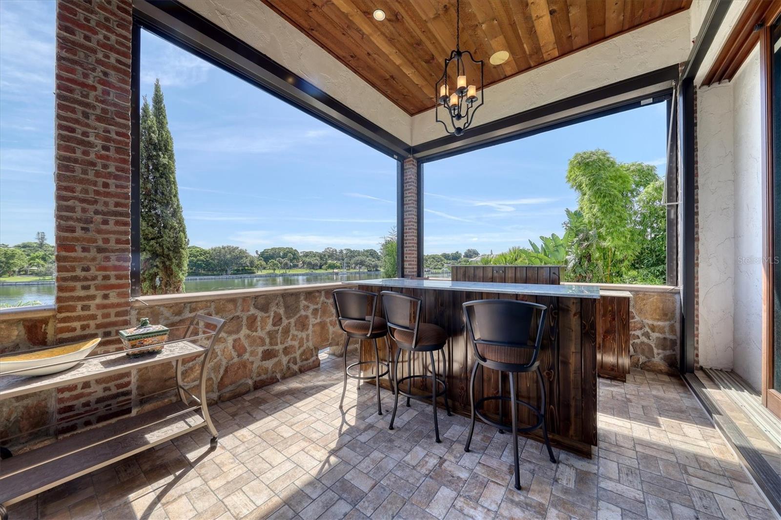 315 S SHORE DR — photo 23