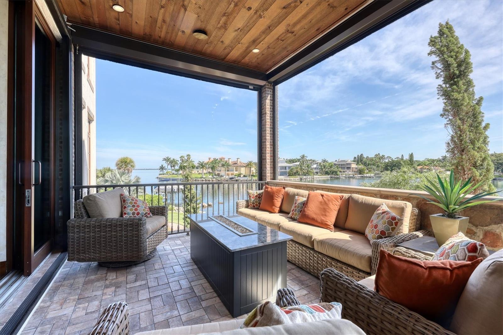 315 S SHORE DR — photo 21