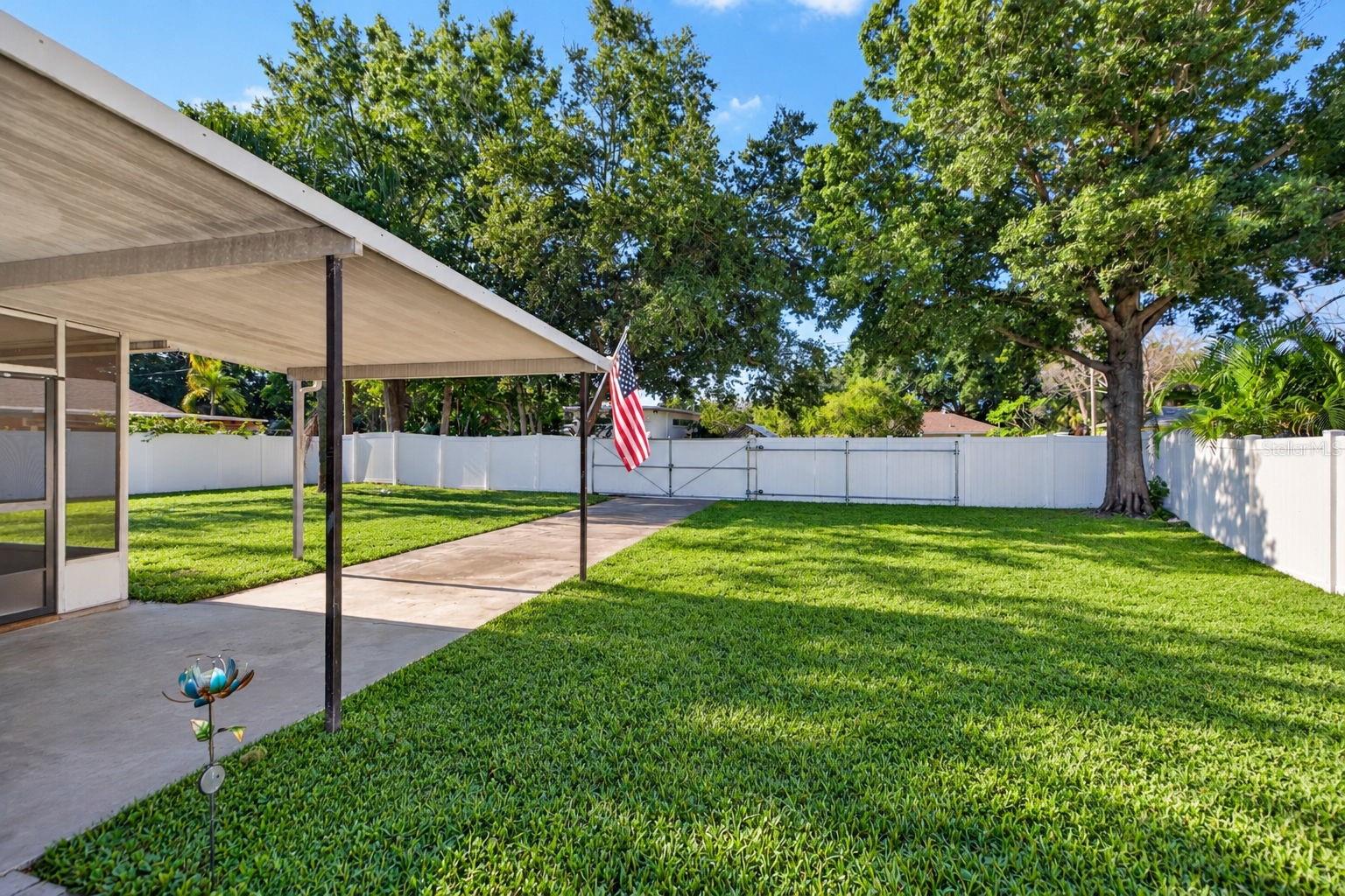 7116 DATE PALM AVE S — photo 19