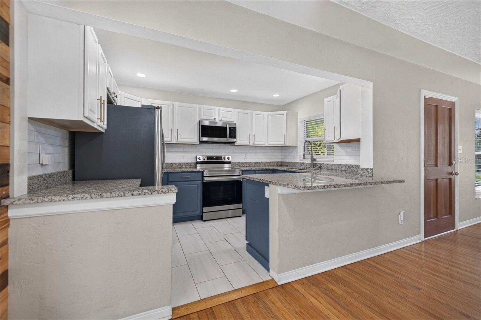 7116 DATE PALM AVE S — photo 5