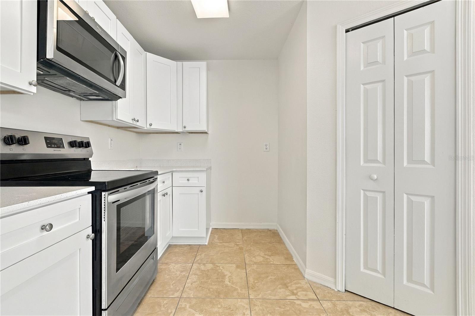 213 111TH ST E — photo 11