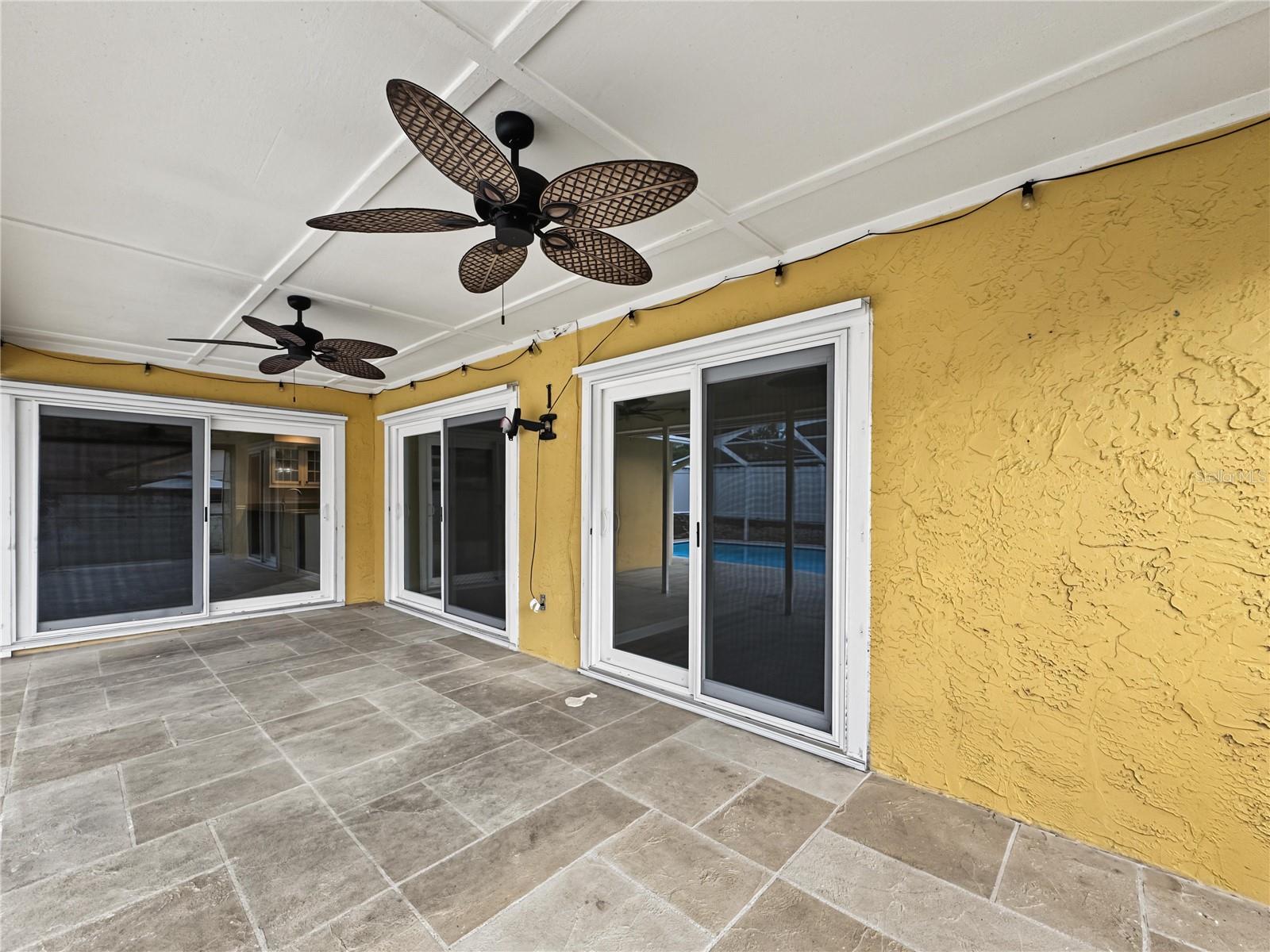 2510 BRIMHOLLOW DR — photo 21