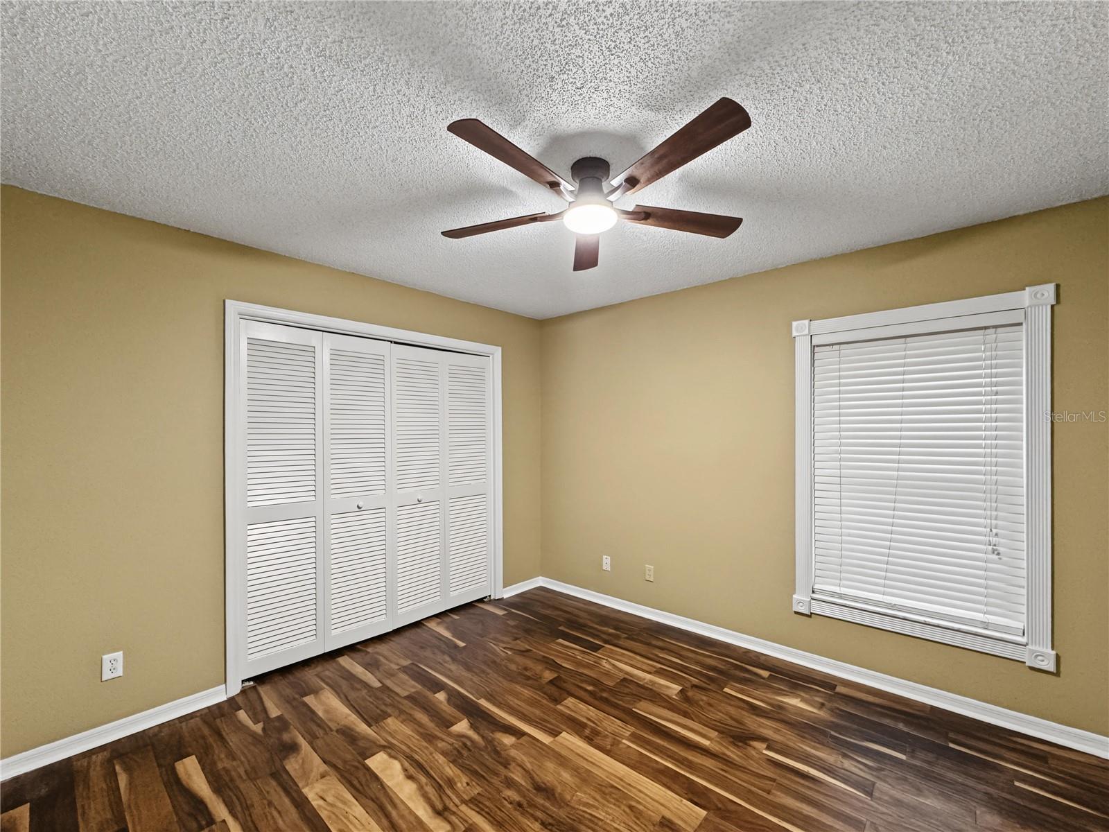 2510 BRIMHOLLOW DR — photo 9