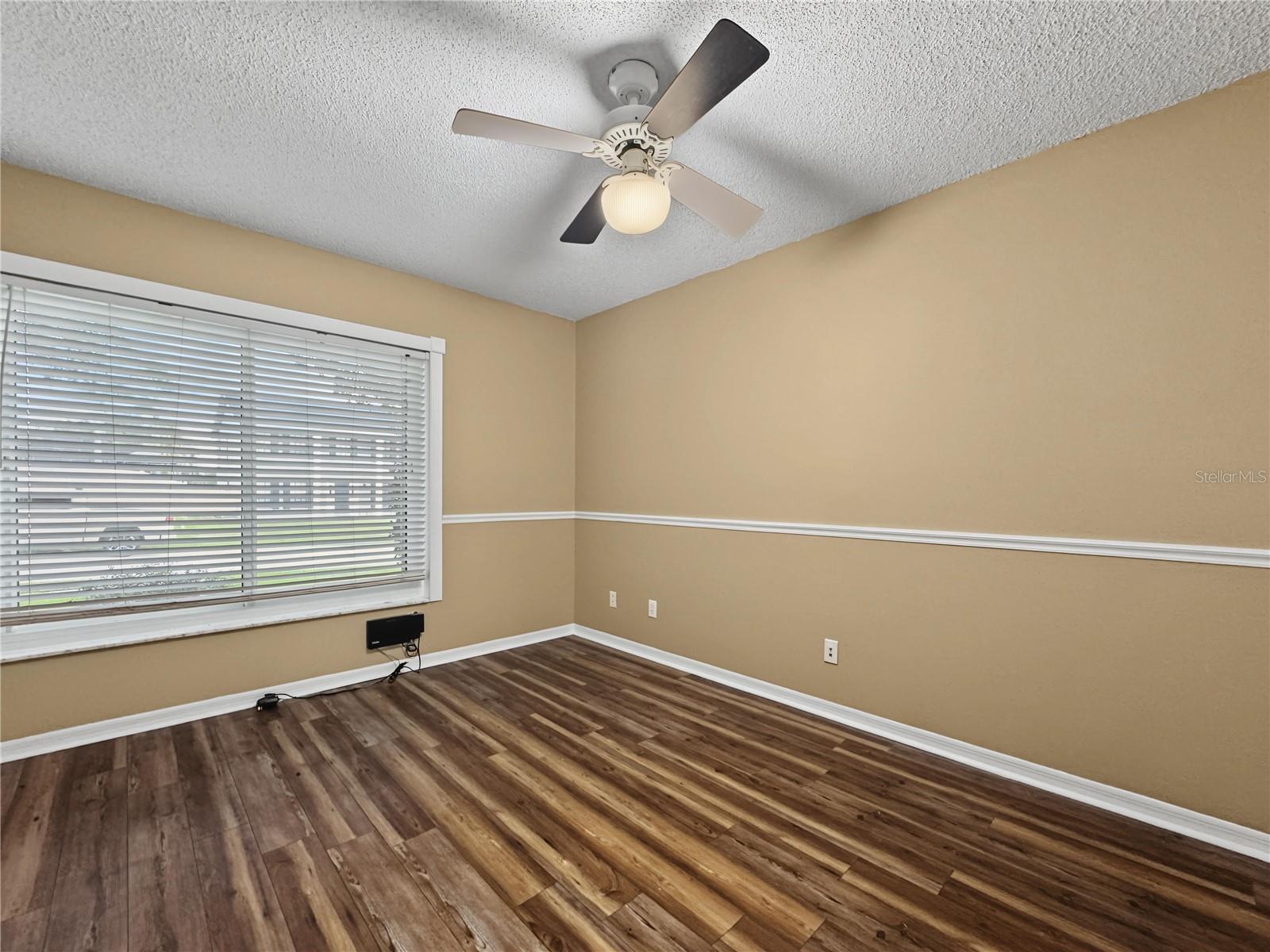 2510 BRIMHOLLOW DR — photo 11
