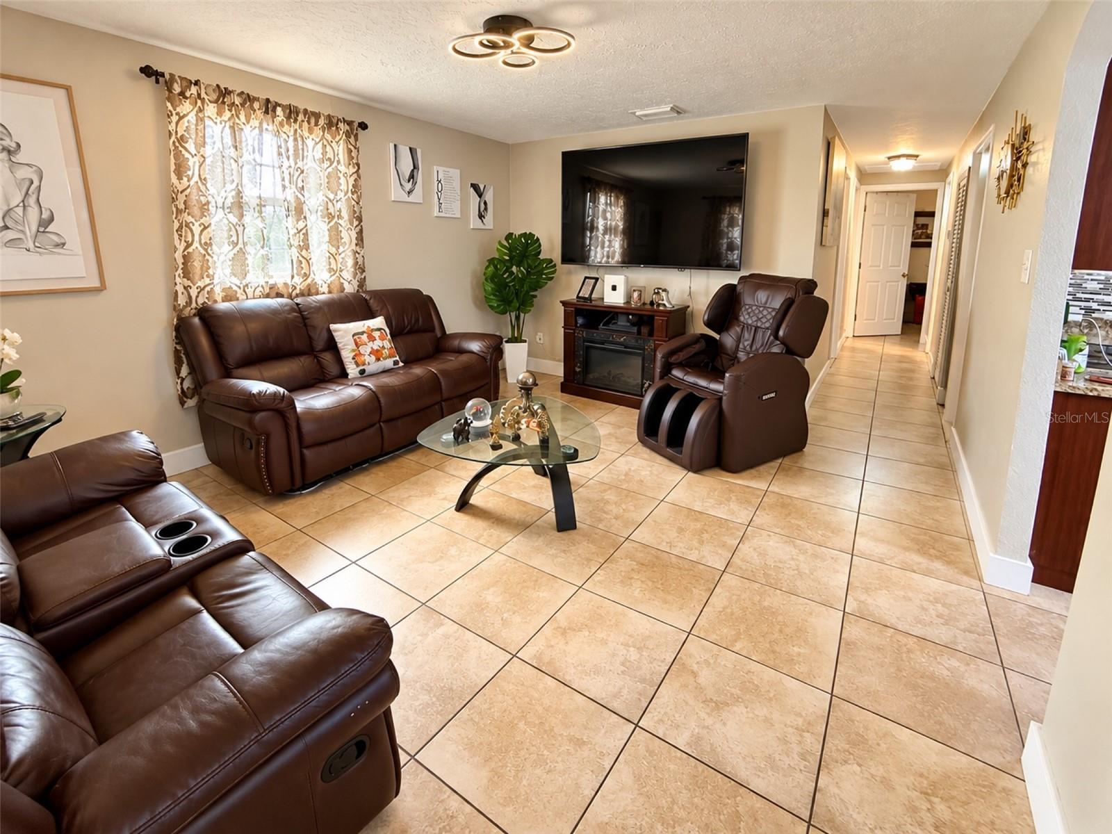 5513 GOLDEN DR — photo 4