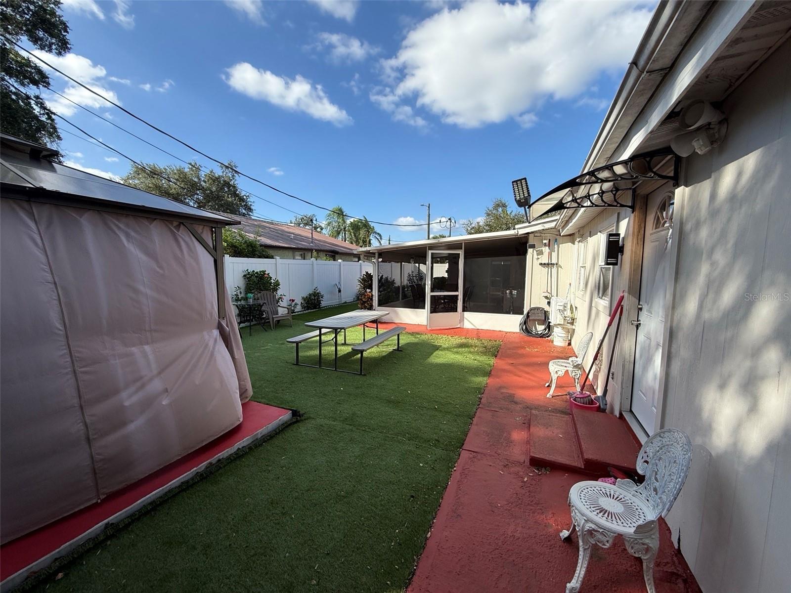 5513 GOLDEN DR — photo 24