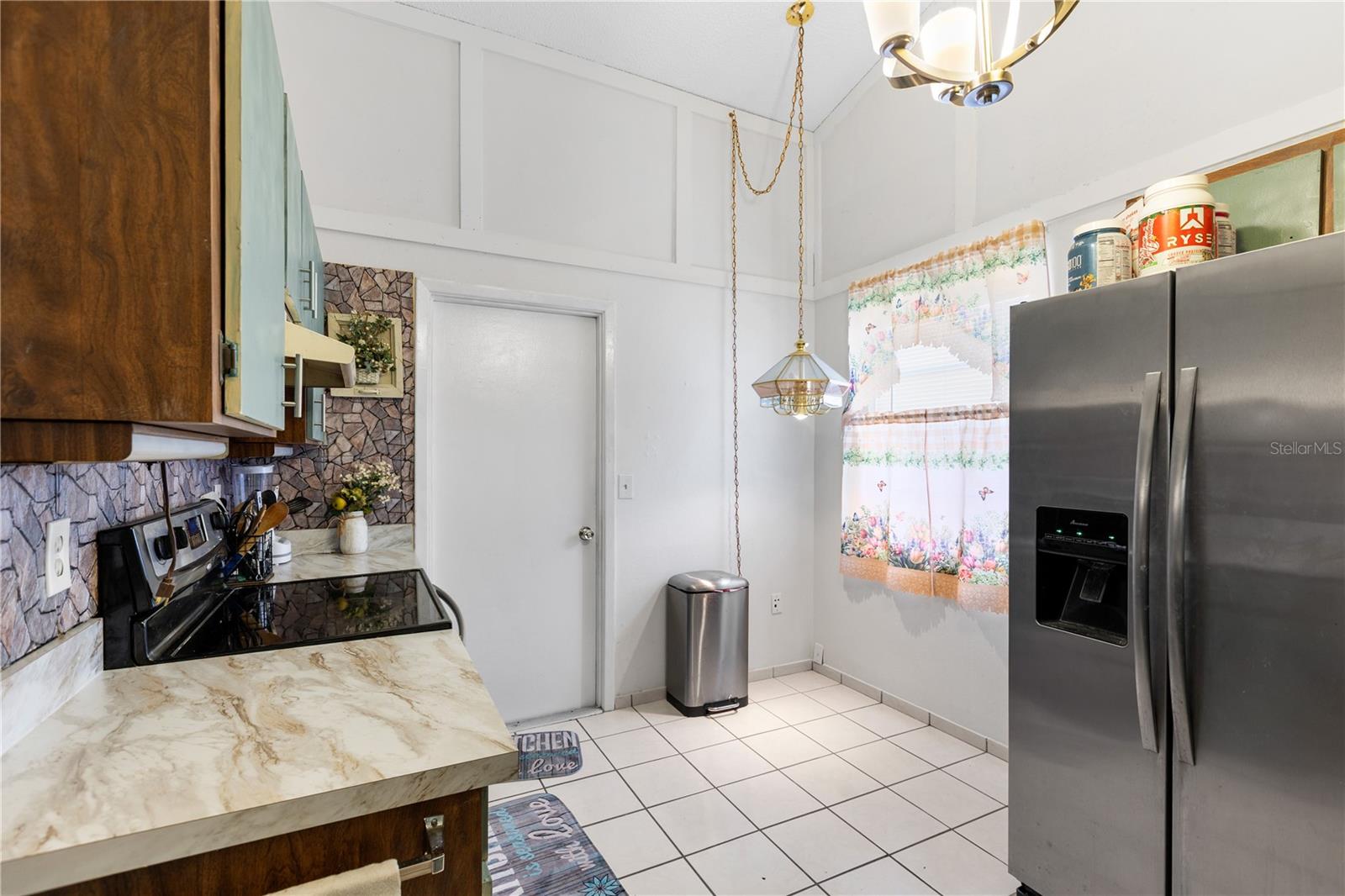7418 RIVERBANK DR — photo 8