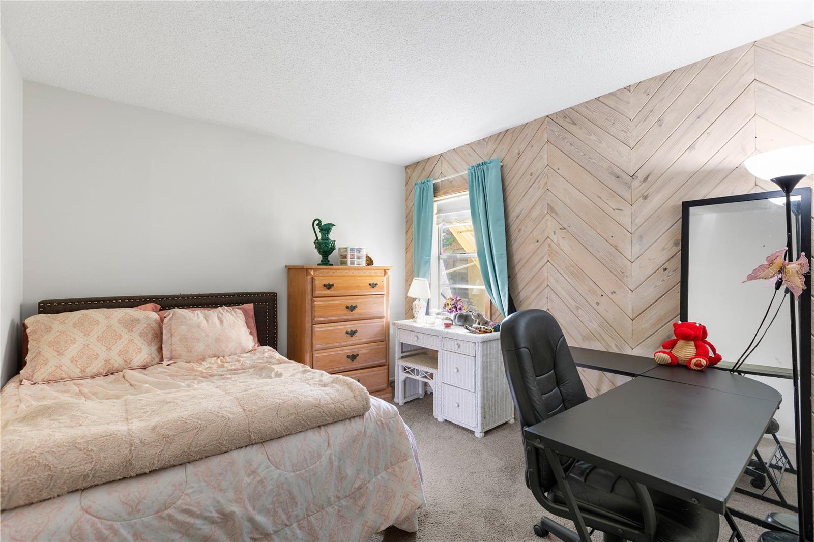 7418 RIVERBANK DR — photo 18