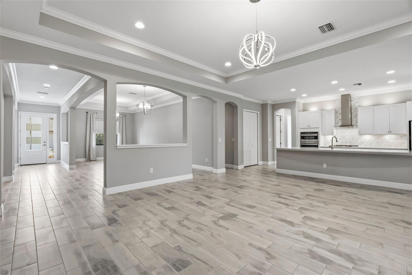 814 TIRANO WAY — photo 15