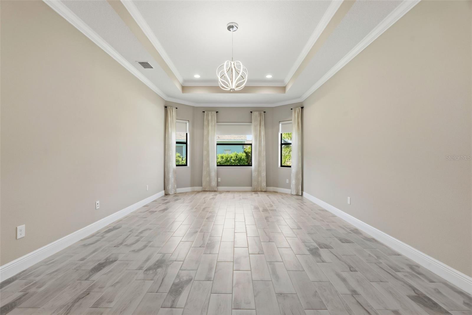 814 TIRANO WAY — photo 35
