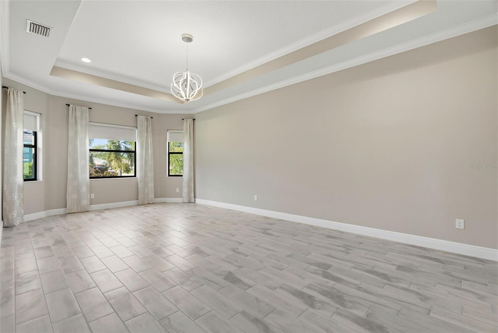 814 TIRANO WAY — photo 34