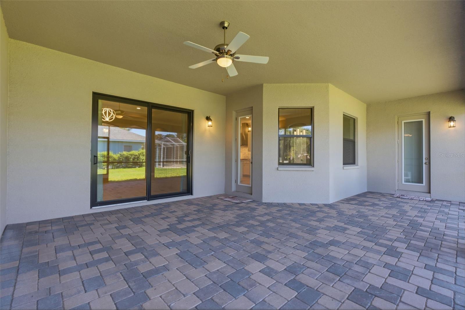 814 TIRANO WAY — photo 28
