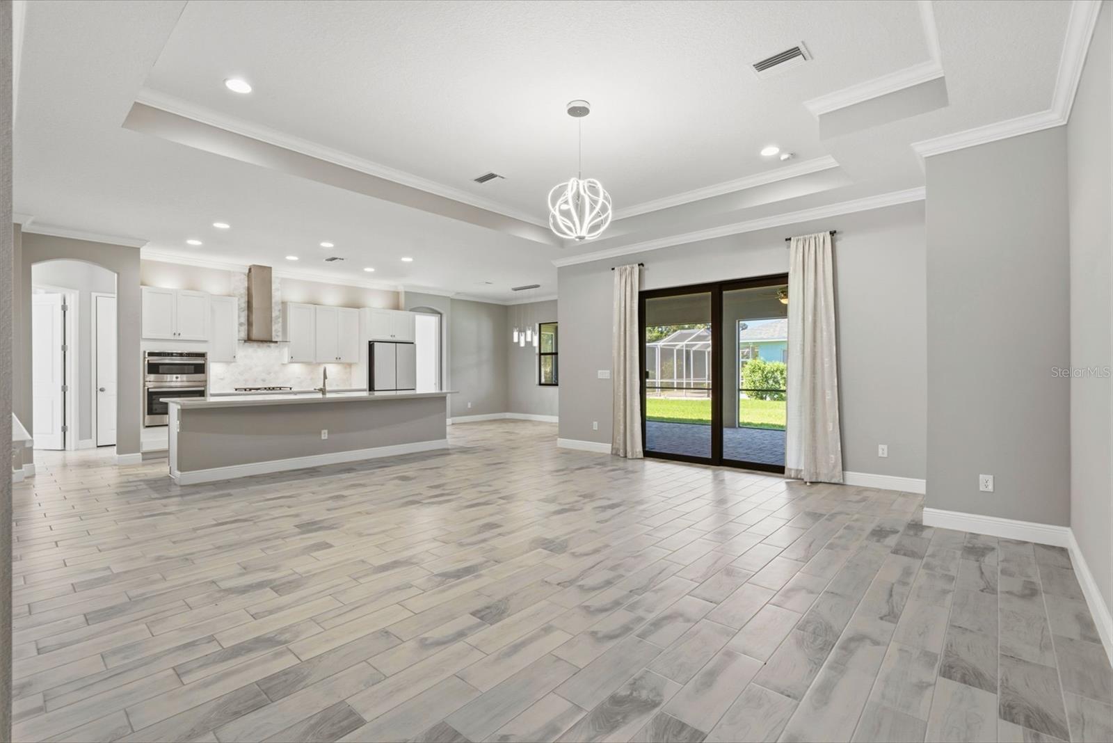 814 TIRANO WAY — photo 11