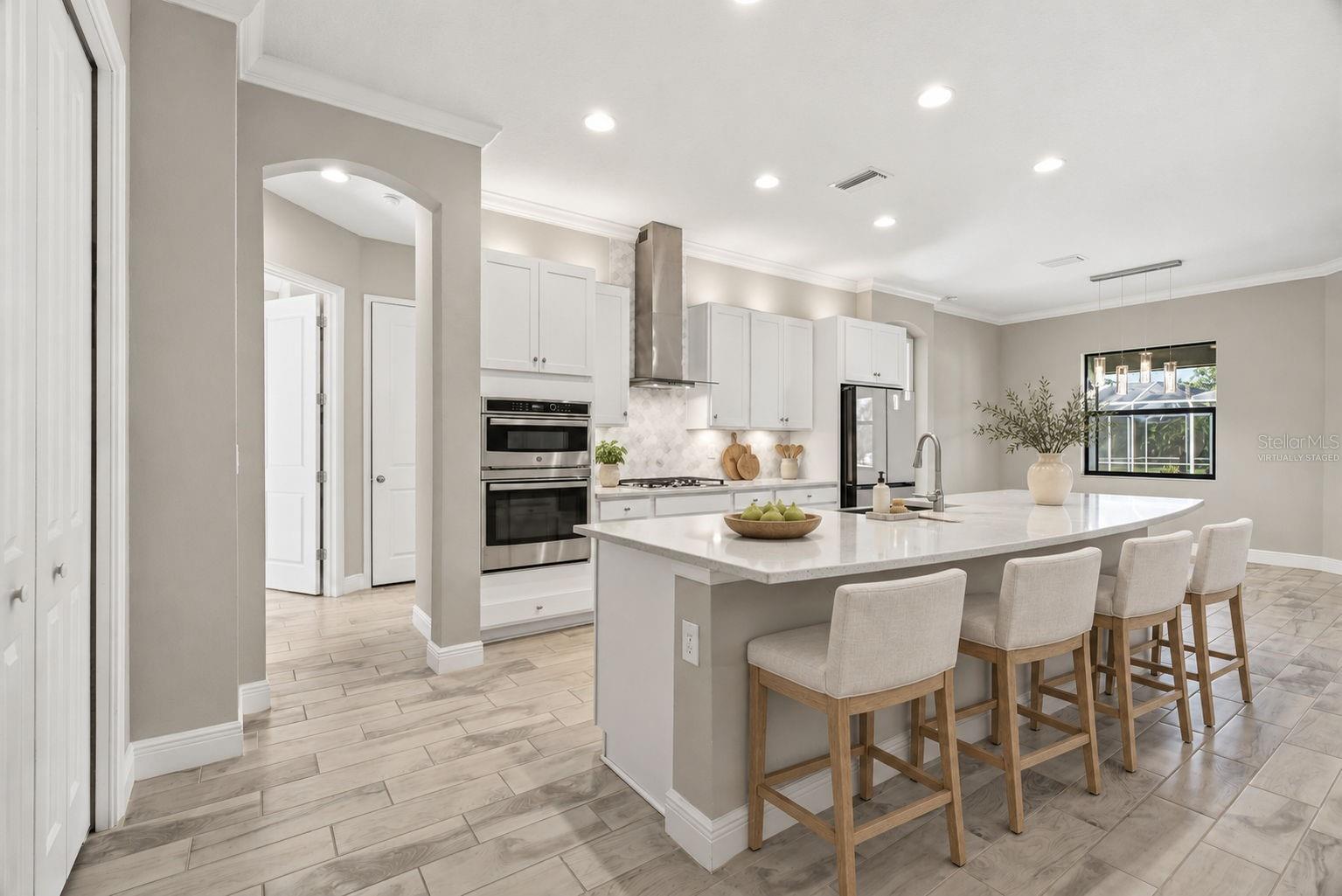 814 TIRANO WAY — photo 3