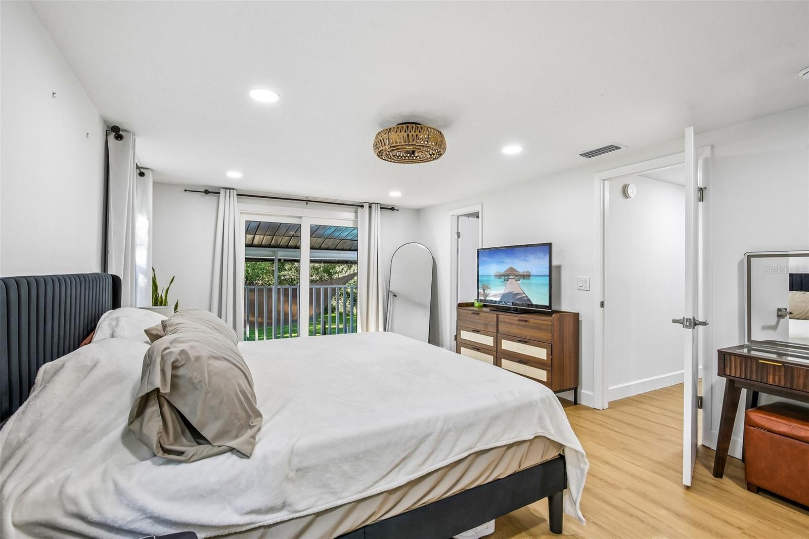 18410 STERLING SILVER CIR — photo 32
