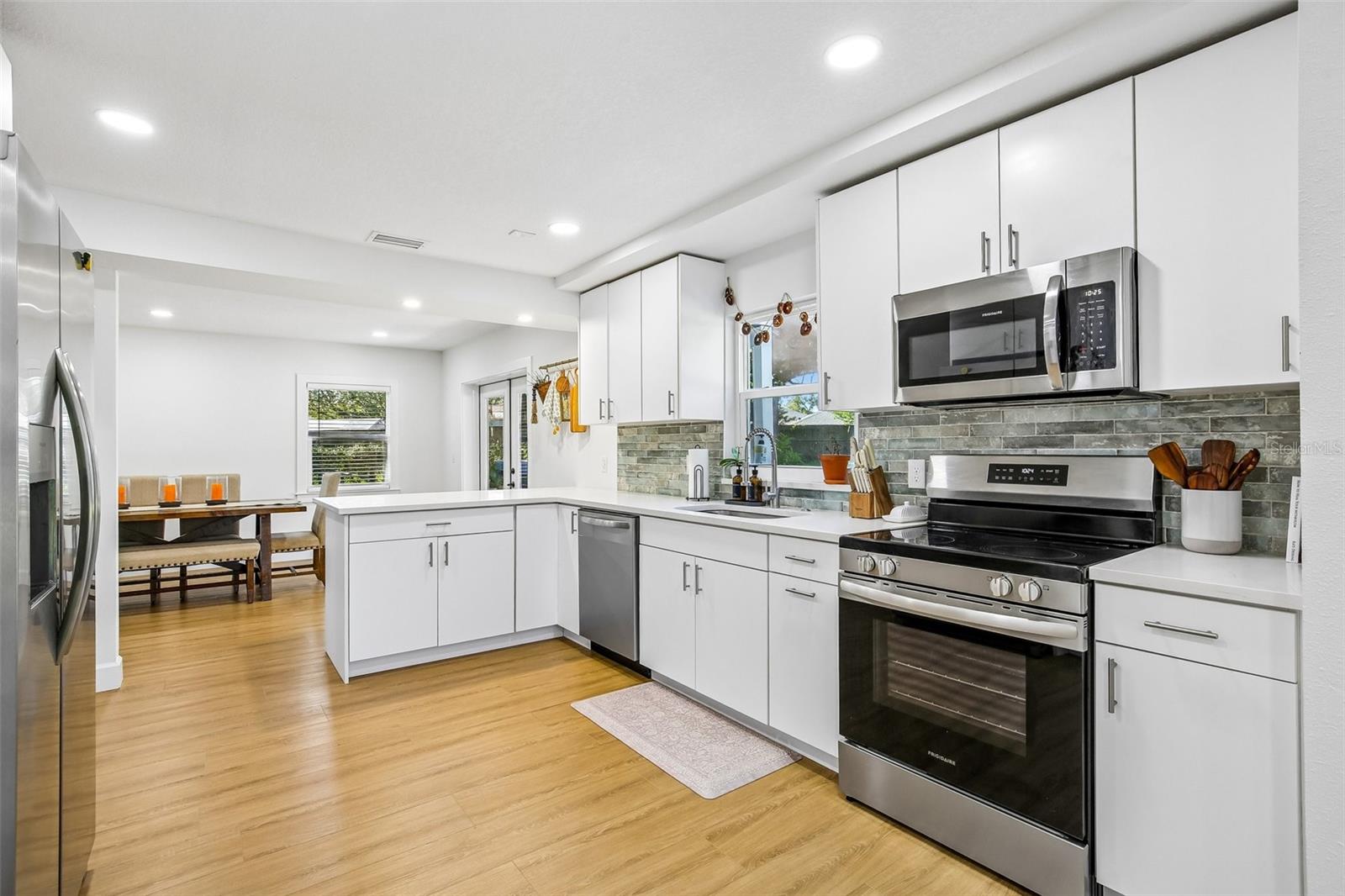 18410 STERLING SILVER CIR — photo 18