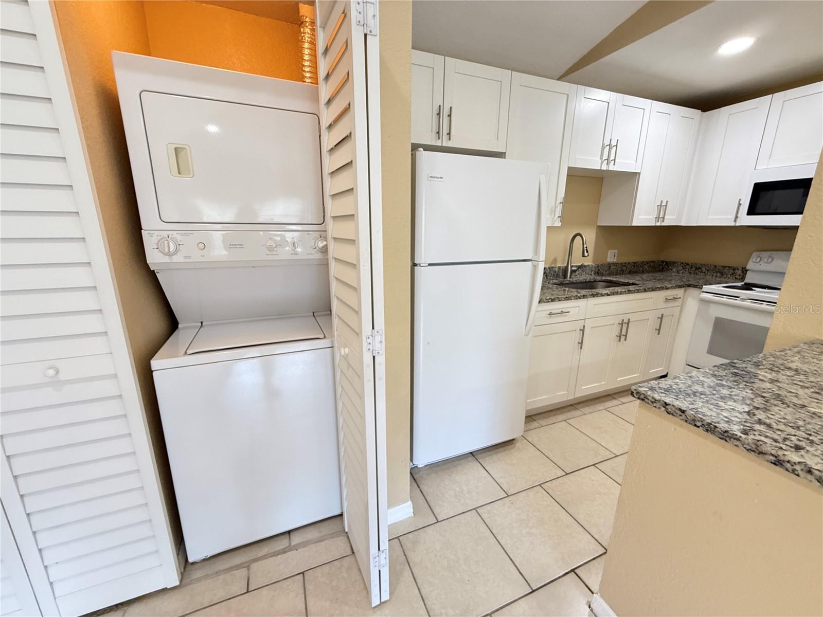 9248 LAKE CHASE ISLAND WAY #9248 — photo 4