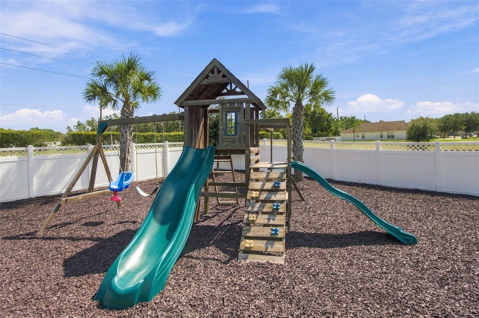 7006 TALAMORE DR — photo 52